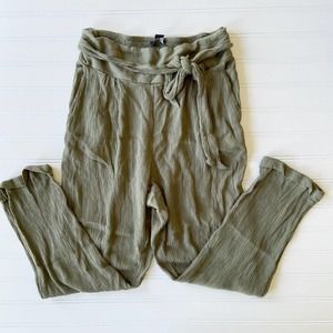American Eagle Olive Flowy Belted High Rise Pants